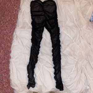 Black ruched leggings